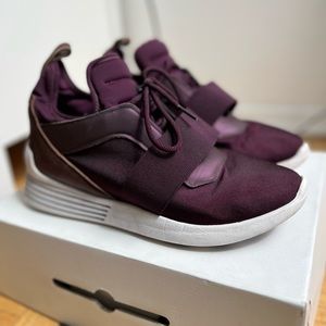 Kendall & Kylie purple sneakers